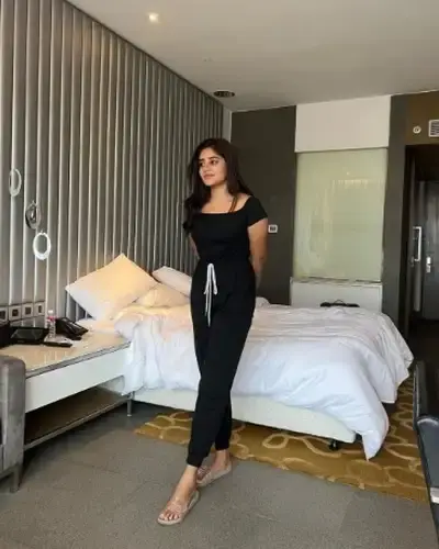 Call Girls Mominpura Cash On Delivery