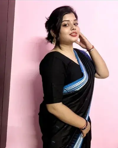Call Girl in Mominpura